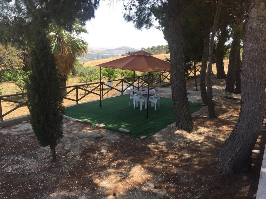 הוילה ולדריצ'ה Casa Caronia מראה חיצוני תמונה